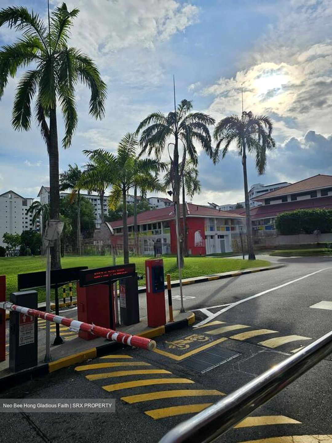 Tampines Street 44 (D18), Shop House #460822071